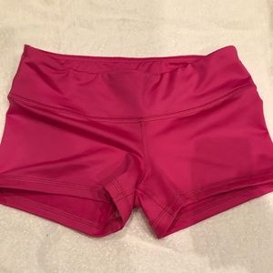 FLEO shorts